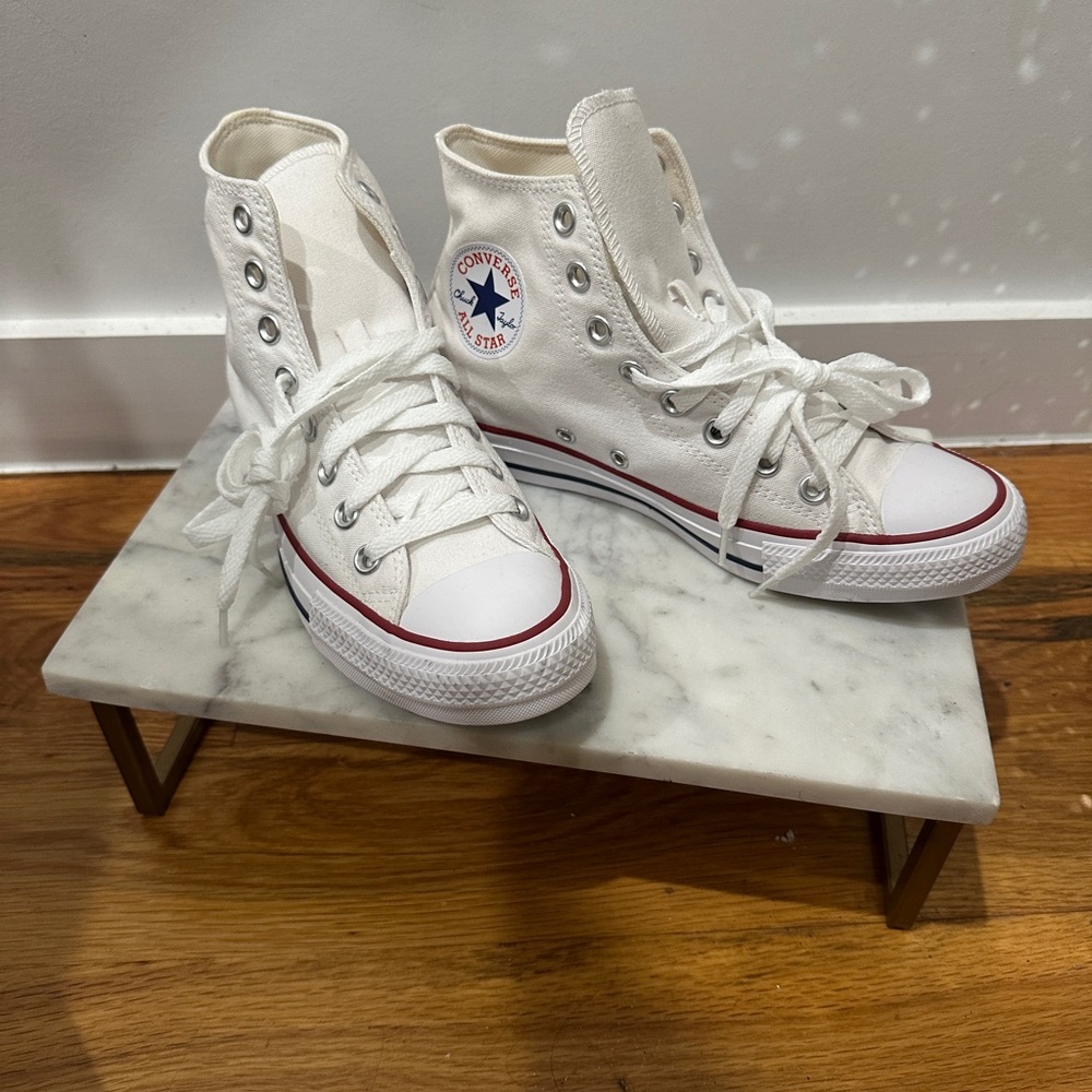 Converse New Unworn Adult Chuck Taylor All Star High Top Sneaker, M6.5 / W8.5